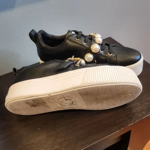 Black Sneakers with Pearl Accents